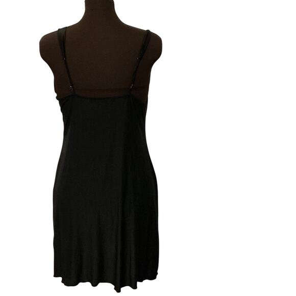 California Dynasty Women’s Black White Embroidery Nightgown Lingerie Size Large - Picture 6 of 10